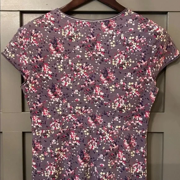 Boden Stretch Jersey Suplice Faux Wrap Dress Purple Floral V-Neck Size 6 - Picture 5 of 6